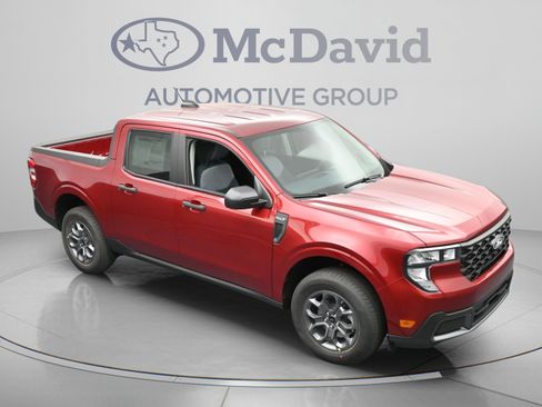 Used 2025 Ford Maverick XLT w/ Equipment Group 302A AWD/4WD image 18