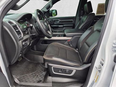 Used 2023 RAM 1500 Laramie AWD/4WD image 15