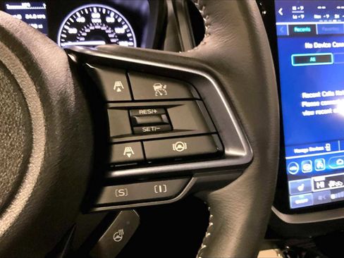 Certified 2025 Subaru Forester Limited image 24