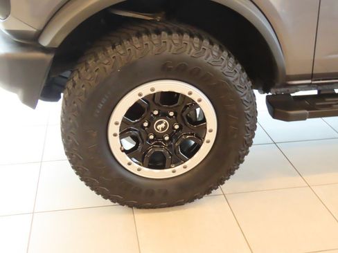 Used 2022 Ford Bronco Outer Banks w/ Sasquatch Package image 6