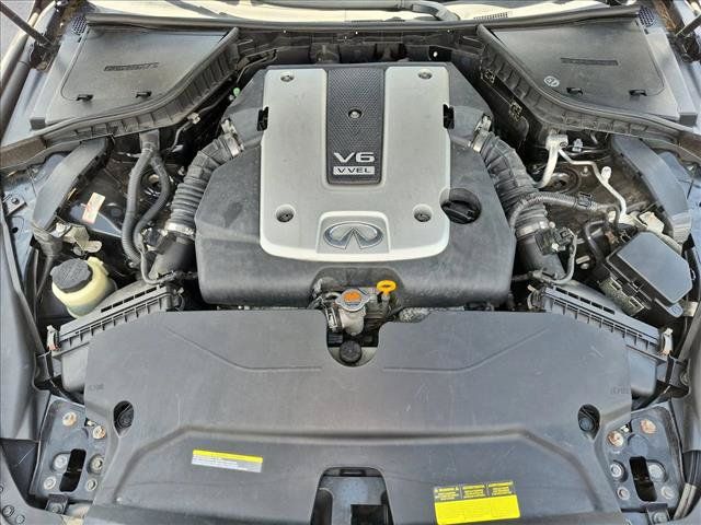 Used 2015 INFINITI Q50 AWD w/ Moonroof Package image 24