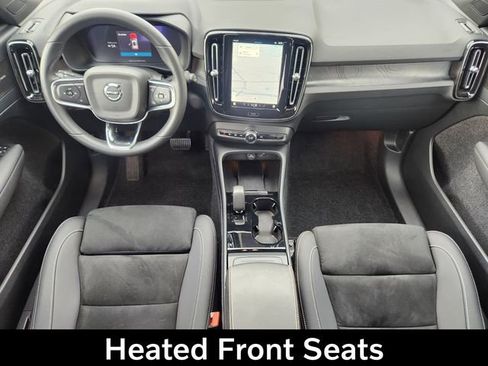 Used 2024 Volvo XC40 Recharge Ultimate w/ Protection Package Premier image 13