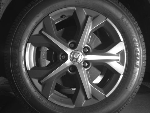 Used 2023 Honda HR-V EX-L image 10