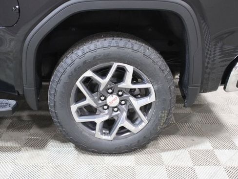 New 2026 GMC Sierra 1500 SLT w/ SLT Premium Plus Package image 44