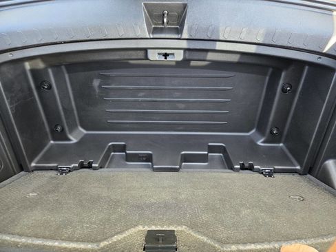 Used 2019 Chevrolet Traverse LT w/ LT Premium Package FWD image 48