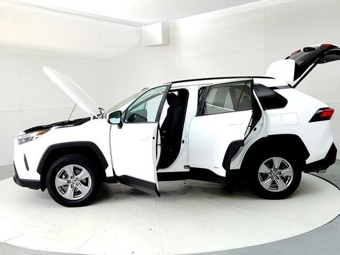 Certified 2024 Toyota RAV4 XLE w/ Convenience Package AWD/4WD image 10