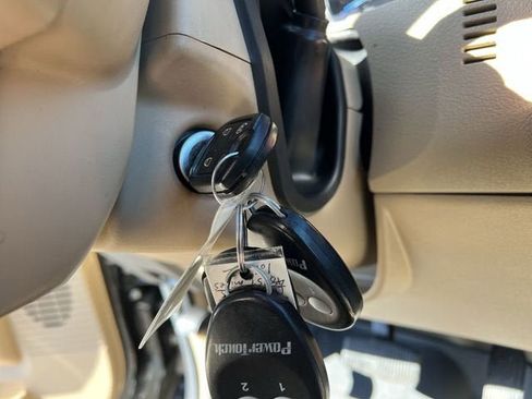 Used 2012 Ford F250 King Ranch w/ FX4 Off Road Pkg image 17