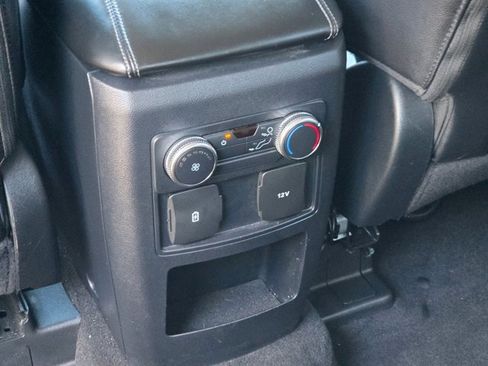 Used 2021 Ford Explorer XLT w/ Equipment Group 202A image 18