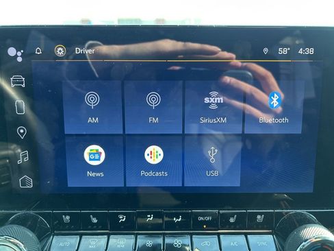 Used 2023 Chevrolet Colorado ZR2 w/ ZR2 Convenience Package III image 27