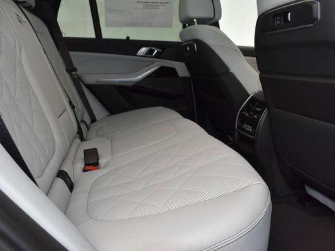Certified 2026 BMW X5 xDrive50e image 23