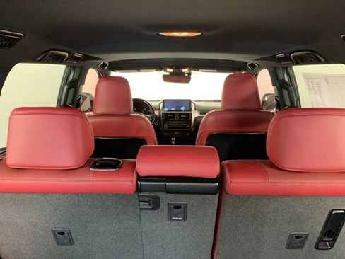 Used 2022 Lexus GX 460 Premium image 30