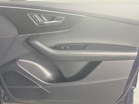 Used 2022 Audi Q7 Premium Plus w/ Premium Plus Package AWD/4WD image 28