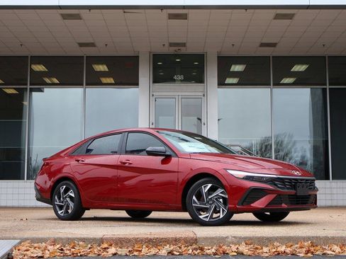 New 2025 Hyundai Elantra Sport image 1