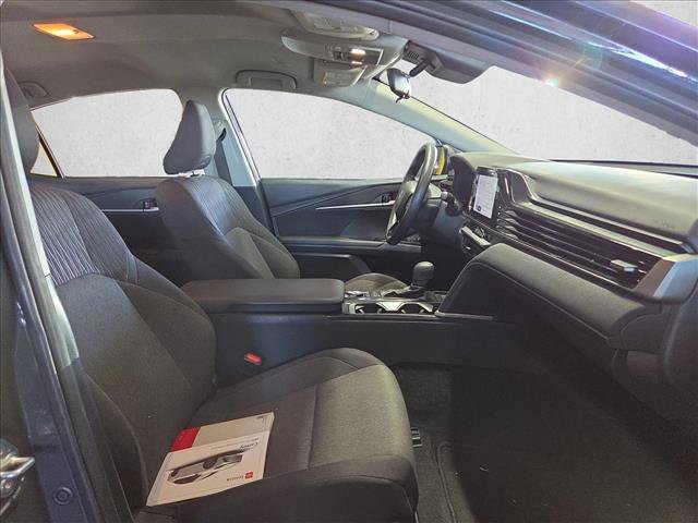 Used 2025 Toyota Camry LE FWD image 18