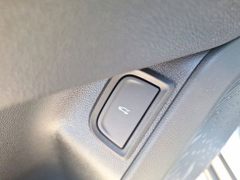 New 2026 Chevrolet Equinox RS w/ Safety and Technology Package FWD image 18