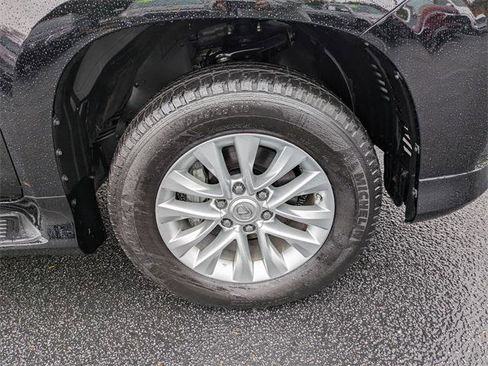 Certified 2023 Lexus GX 460 Premium w/ Premium Plus Package image 11