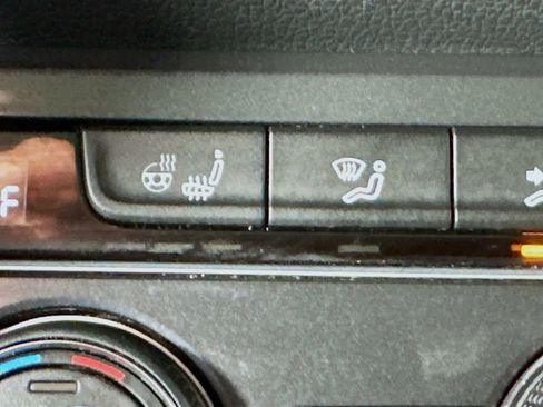 Used 2020 Volkswagen Tiguan SEL FWD image 24