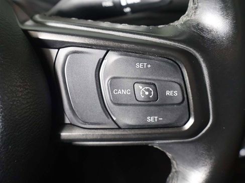 Used 2022 Jeep Wrangler Unlimited Sport image 35