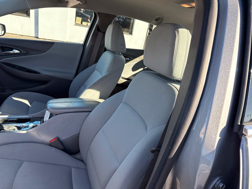 Used 2024 Chevrolet Malibu LT FWD image 32