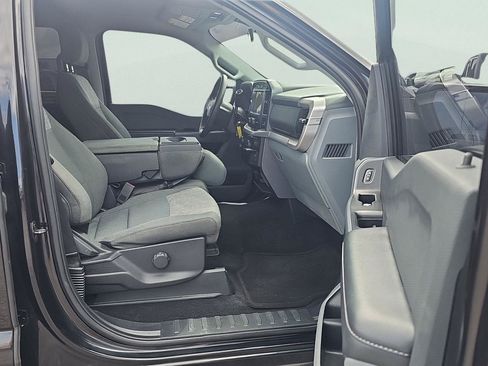 Used 2023 Ford F150 XLT RWD image 29