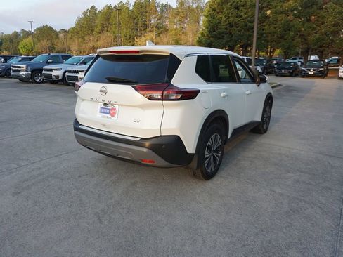 Used 2023 Nissan Rogue SV image 20