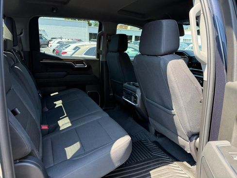 Used 2025 GMC Sierra 1500 Elevation w/ Preferred Package AWD/4WD image 11