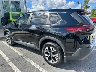 Used 2023 Nissan Rogue SV FWD video 2