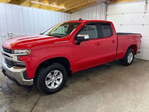 Used 2020 Chevrolet Silverado 1500 LT image 8