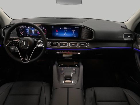 New 2026 Mercedes-Benz GLS 450 4MATIC image 22