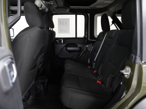 Used 2021 Jeep Wrangler Unlimited Sport AWD/4WD image 5