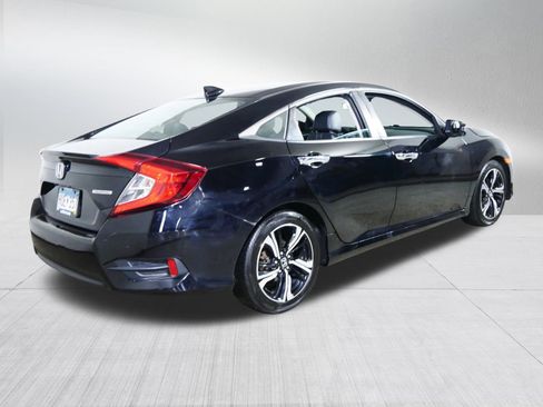 Used 2016 Honda Civic Touring image 7