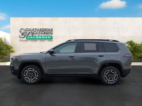 New 2026 Jeep Cherokee Laredo AWD/4WD image 2