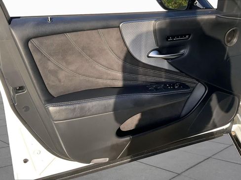 Used 2018 Lexus LS 500 F Sport w/ Accessory Package (Z2) AWD/4WD image 22