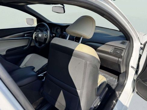 Used 2017 Honda Accord EX-L image 41