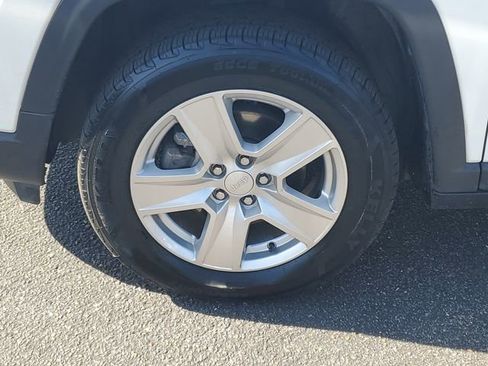 Used 2022 Jeep Compass Latitude w/ Convenience Group image 29