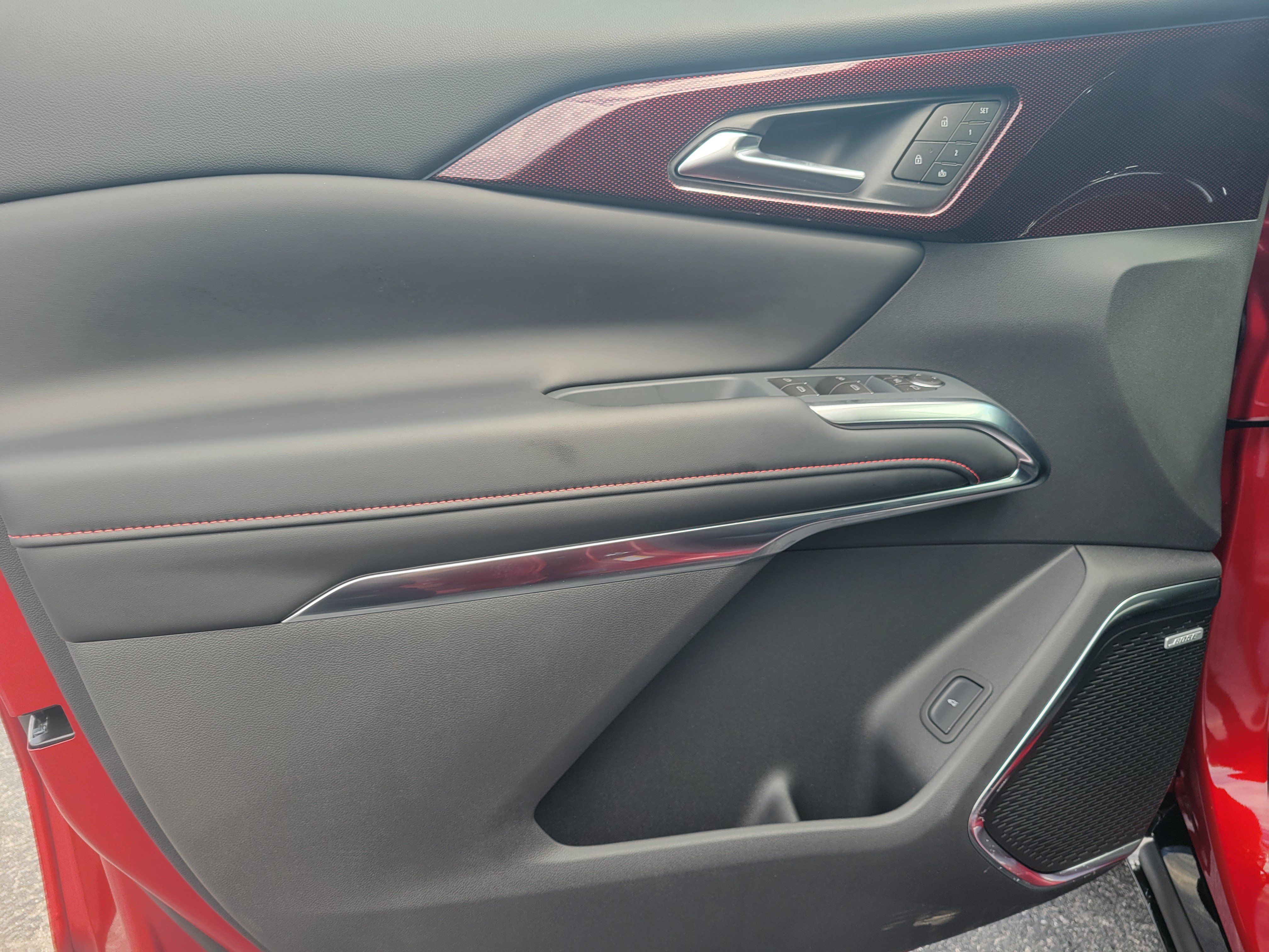 New 2027 Chevrolet Traverse RS w/ LPO, Floor Liner Package FWD image 25