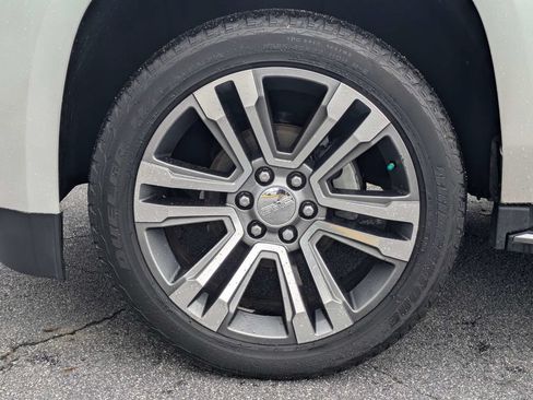 Used 2019 GMC Yukon Denali RWD image 10