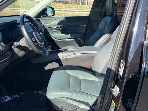 Used 2020 Volvo XC90 T6 Momentum w/ Protection Package image 10