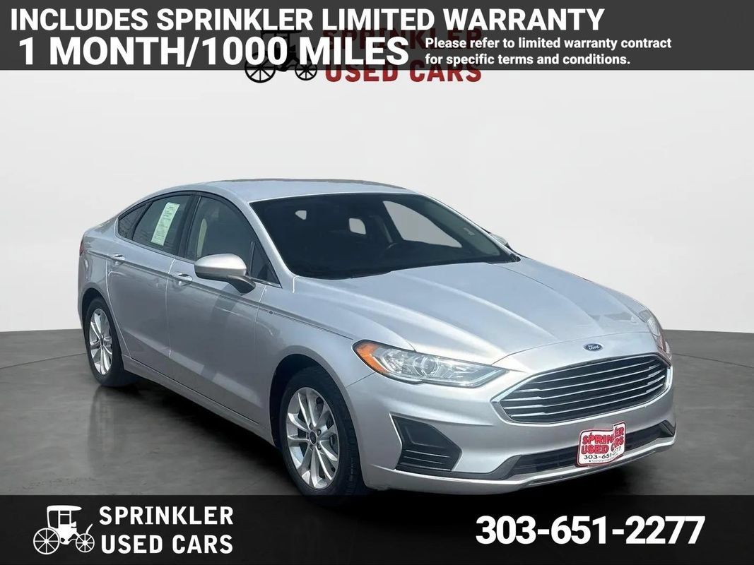 Used 2019 Ford Fusion SE FWD image 1