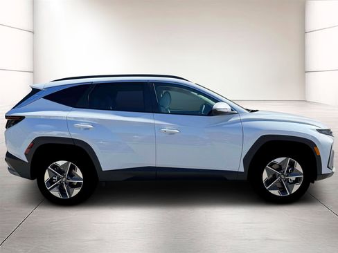 New 2026 Hyundai Tucson SEL image 9