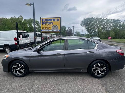 Used 2016 Honda Accord LX image 8
