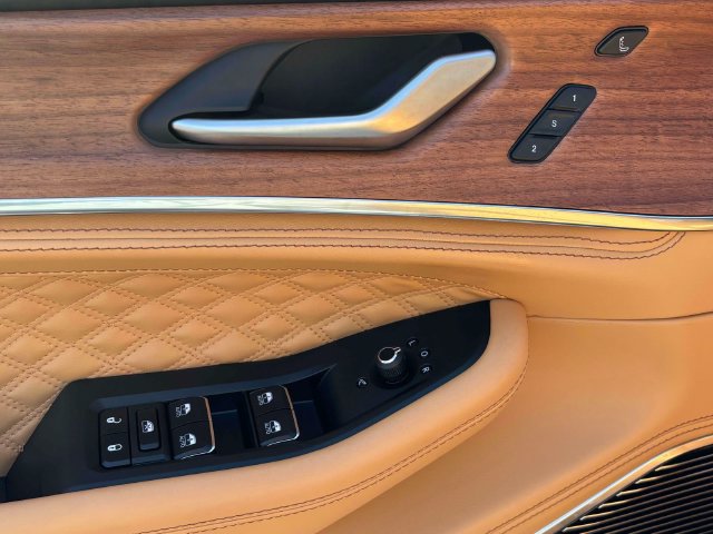 New 2027 Jeep Grand Cherokee Summit AWD/4WD image 22