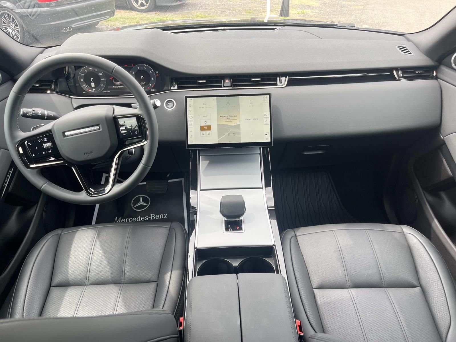 Used 2024 Land Rover Range Rover Evoque S AWD/4WD image 16