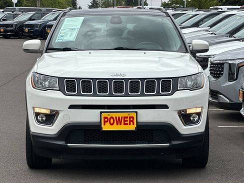 Used 2017 Jeep Compass Limited AWD/4WD image 9