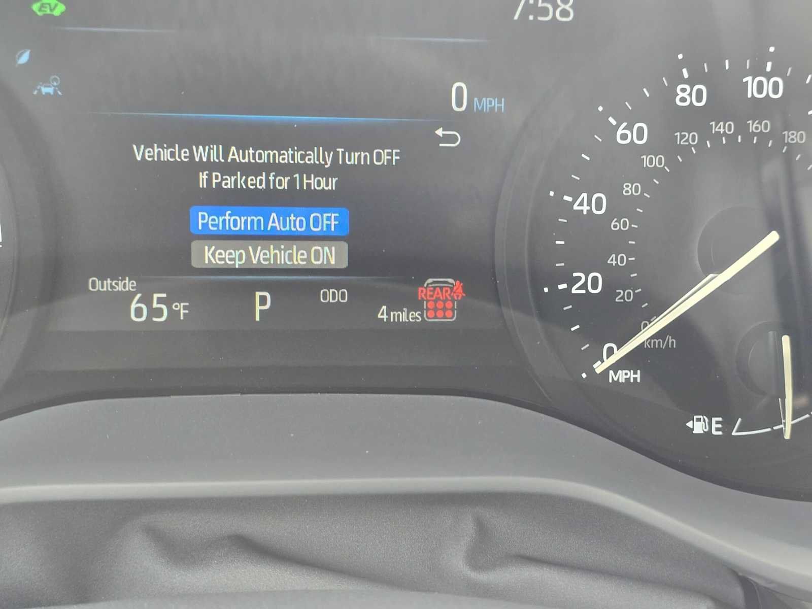 Used 2026 Toyota Sienna LE FWD image 17