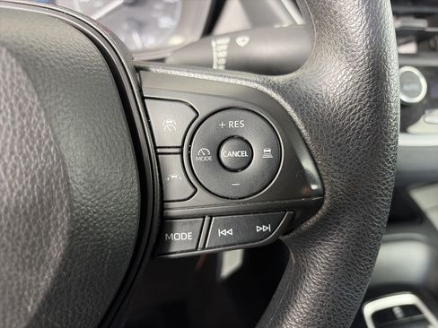 Used 2024 Toyota Corolla LE FWD image 32