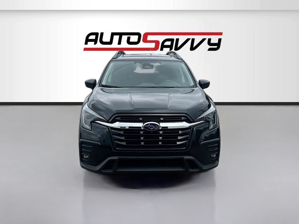 Used 2024 Subaru Ascent Limited w/ Technology Package AWD/4WD image 2