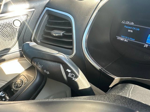 Used 2021 Ford Edge Titanium AWD/4WD image 23