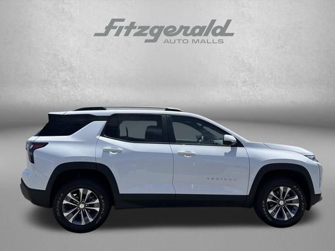 Certified 2025 Chevrolet Equinox LT w/ Convenience Package II FWD image 13