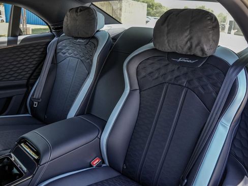 New 2025 Bentley Flying Spur Plug-In Hybrid AWD/4WD image 38